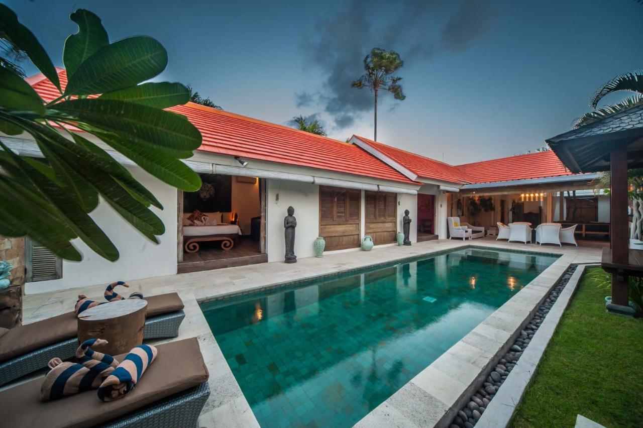Coco Poco Villa Seminyak Exterior foto